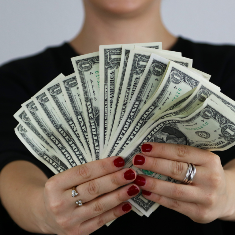 10 Proven Ways to Turn Money Into More Money (Beginner-Friendly)